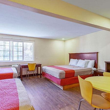 Motel 6 Pendleton, Or - West מראה חיצוני תמונה