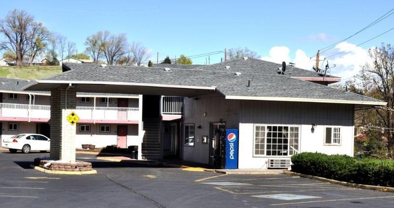 Motel 6 Pendleton, Or - West מראה חיצוני תמונה